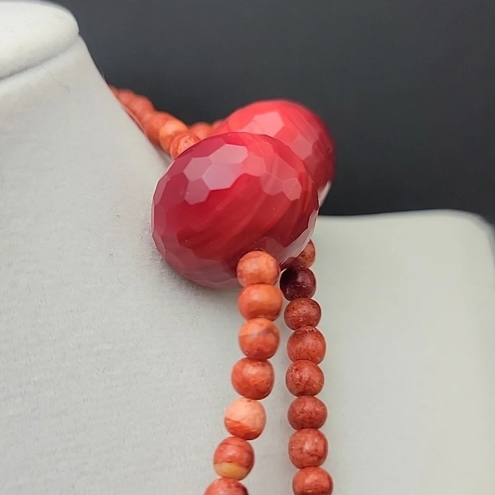 Elegant Sponge Coral 19mm Faceted Red Swirl Glass Beaded Long Draping Necklace